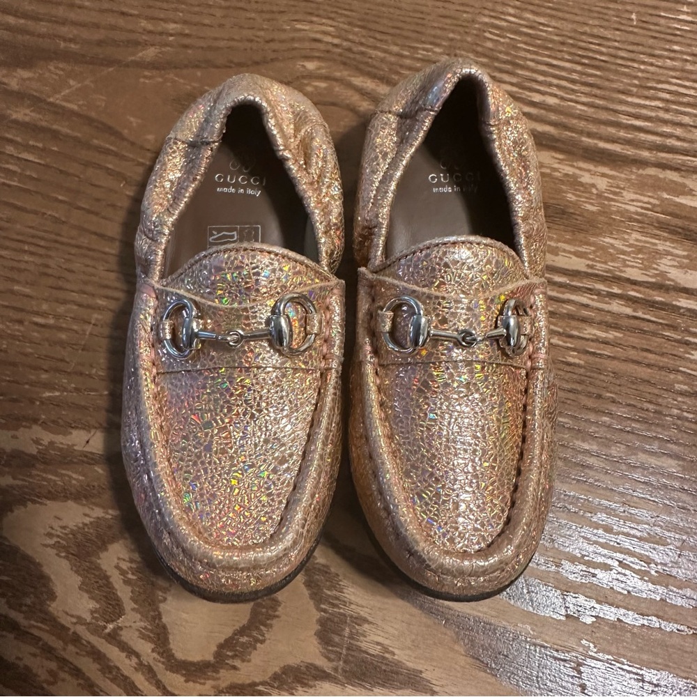 Gucci Kids Holographic Iridescent Horsebit Loafers - Pink Gold Tone Size 26EU